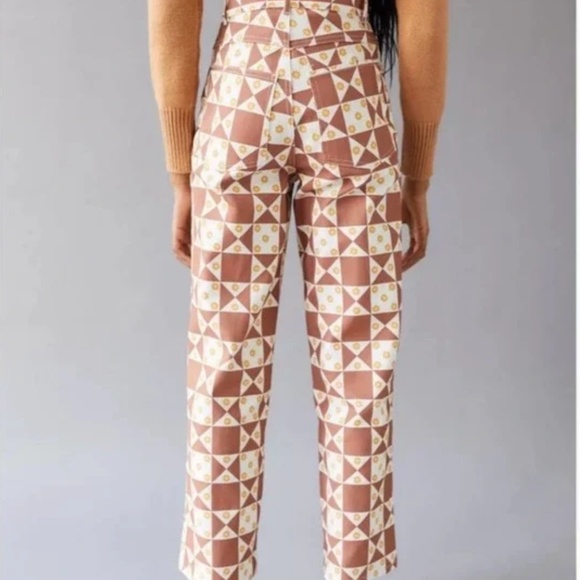 Lisa Says Gah Brown and Cream Straight Leg Jeans - Picture 2 of 9